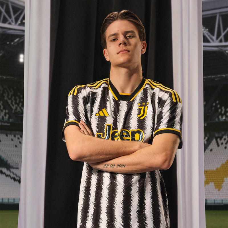 adidas Juventus Home Authentic Jersey 2023